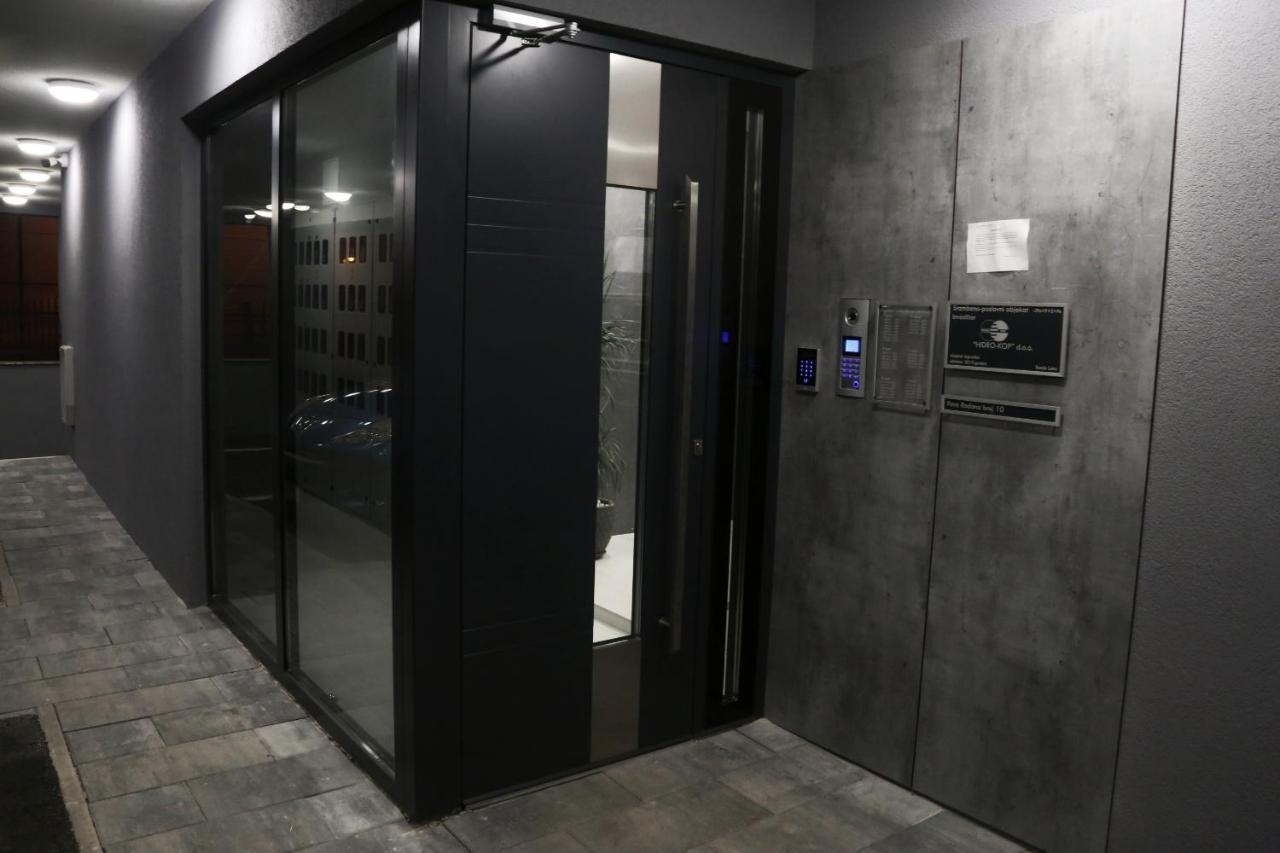 Apartman Natasa Sa Podzemnom Garazom Banja Luka Exterior foto